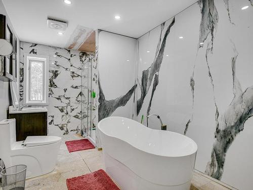 Salle de bains - 1229 Ch. Des Quatorze-Îles, Prévost, QC - Indoor Photo Showing Bathroom
