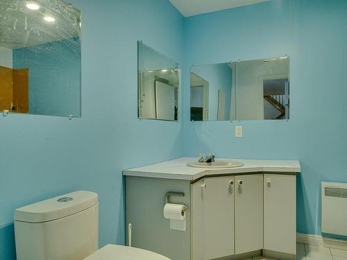 Salle de bains - 1229 Ch. Des Quatorze-Îles, Prévost, QC - Indoor Photo Showing Laundry Room