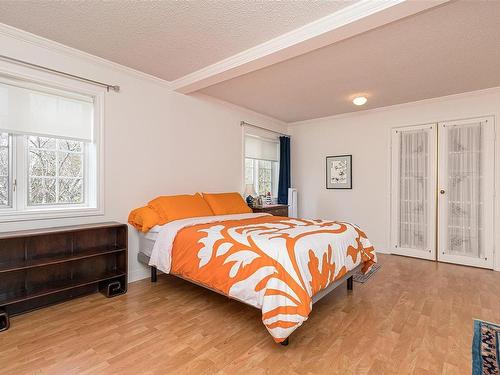 954 Terrace Ave, Victoria, BC - Indoor Photo Showing Bedroom
