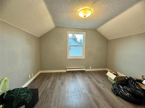 2425 9Th Ave, Port Alberni, BC - Indoor Photo Showing Other Room