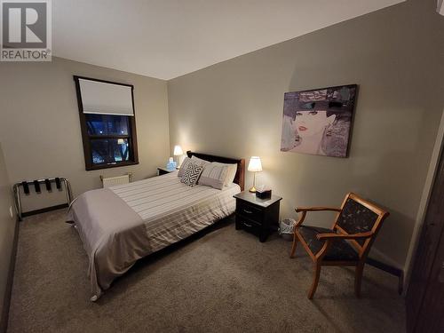 614 7Th Avenue, Keremeos, BC - Indoor Photo Showing Bedroom
