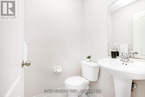 1569 Greenmount St, Pickering, ON - Indoor Photo Showing Bathroom
