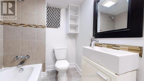376 George St, Toronto, ON - Indoor Photo Showing Bathroom