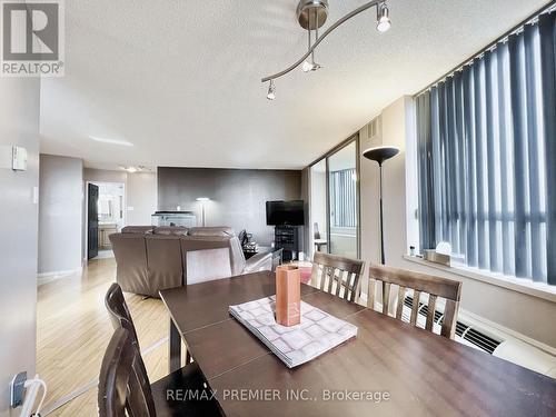 601 - 250 Queens Quay W, Toronto, ON - Indoor Photo Showing Dining Room