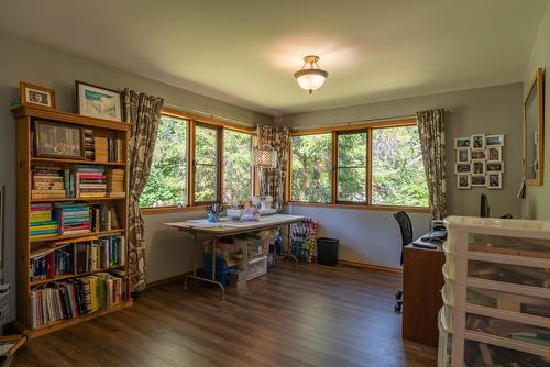6158 Redfish Road, Nelson, BC - Indoor Photo Showing Office