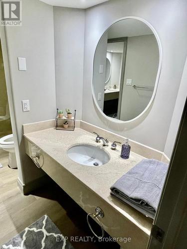 2304 - 90 Hihgland Drive, Oro-Medonte, ON - Indoor Photo Showing Bathroom