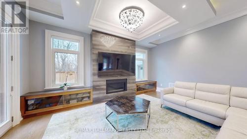 12 Miner Circ, Markham, ON - Indoor Photo Showing Living Room With Fireplace