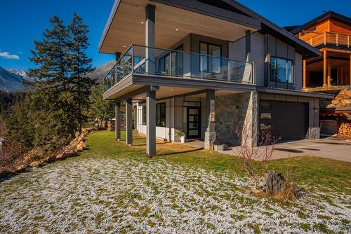 575 Larch Drive, Kaslo, BC - Outdoor