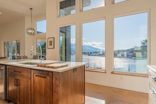 575 Larch Drive, Kaslo, BC - Indoor Photo Showing Kitchen With Double Sink