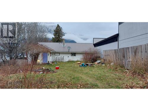 633 Cliff Street, Bella Coola, BC - Outdoor