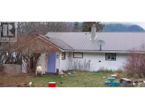 633 Cliff Street, Bella Coola, BC - Outdoor