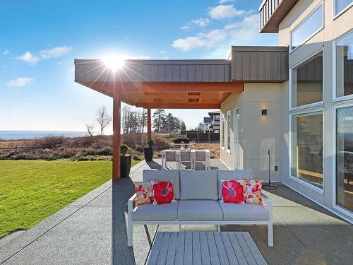 300 Connemara Rd, Comox, BC - Outdoor With Deck Patio Veranda With Exterior