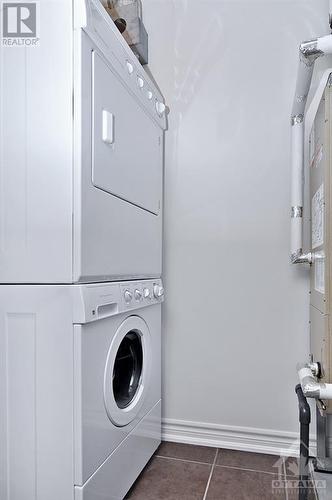 234 Rideau Street Unit#1105, Ottawa, ON - Indoor Photo Showing Laundry Room