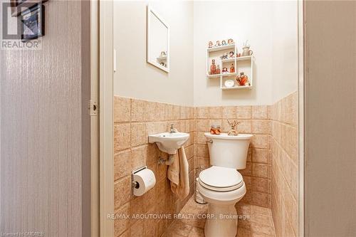 7095 Guelph Line, Milton, ON - Indoor Photo Showing Bathroom