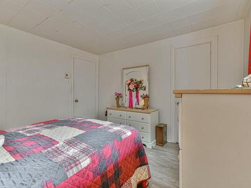 Dwelling - 112Z  - 112Az Rue Demontigny, Sainte-Agathe-Des-Monts, QC - Indoor Photo Showing Bedroom