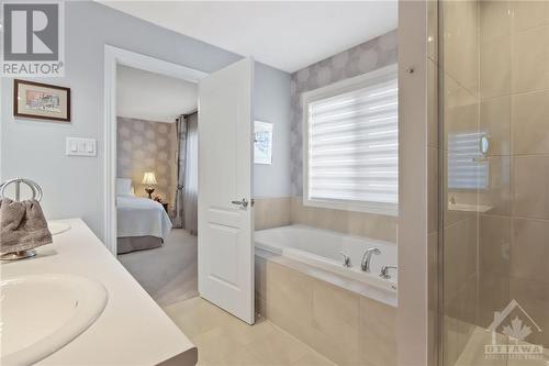 Primary en-suite - 1844 Glencrest Road, Kemptville, ON - Indoor Photo Showing Bathroom
