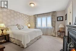 Large primary bedroom - 