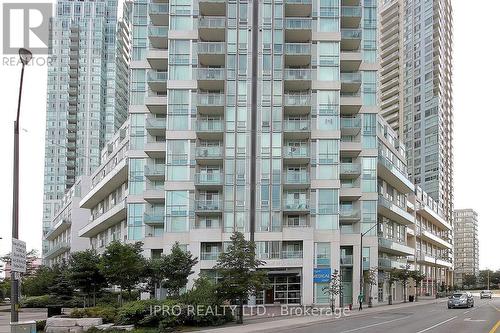 513 - 3939 Duke Of York Boulevard, Mississauga, ON - Outdoor With Facade