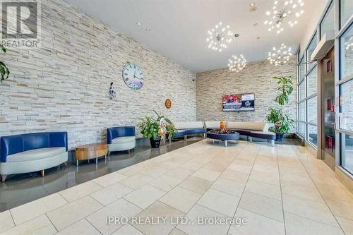513 - 3939 Duke Of York Boulevard, Mississauga, ON - Indoor Photo Showing Other Room