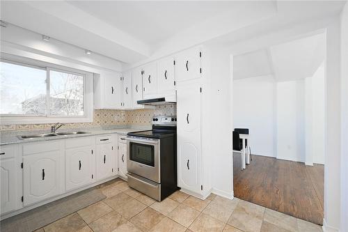 200 Aberdeen Avenue|Unit #5, Hamilton, ON - Indoor Photo Showing Kitchen With Double Sink
