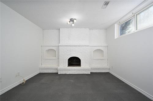 200 Aberdeen Avenue|Unit #5, Hamilton, ON - Indoor Photo Showing Other Room With Fireplace