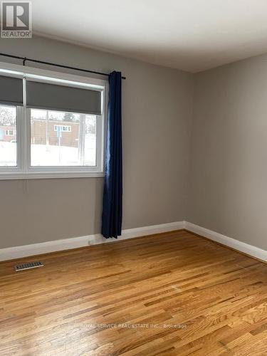 1095 Western Avenue, Peterborough, ON - Indoor Photo Showing Other Room
