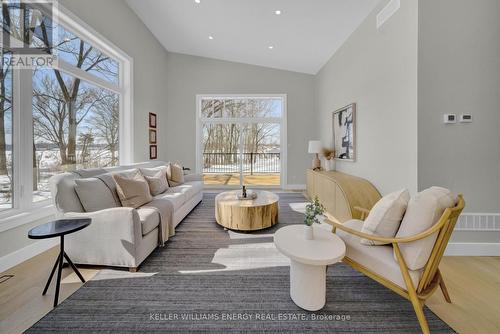 85 Cedar Lane, Prince Edward County, ON - Indoor Photo Showing Living Room