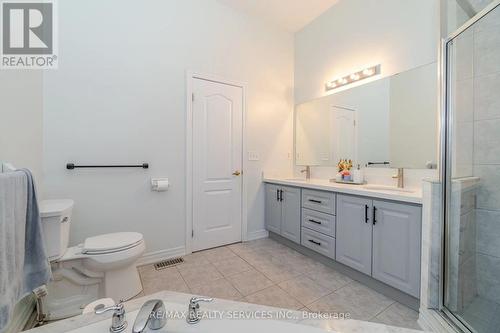 44 Maisonneuve Blvd, Brampton, ON - Indoor Photo Showing Bathroom