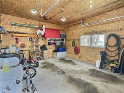 Garage - 