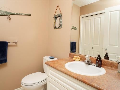 538 Greenhorn Pl, Ladysmith, BC - Indoor Photo Showing Bathroom