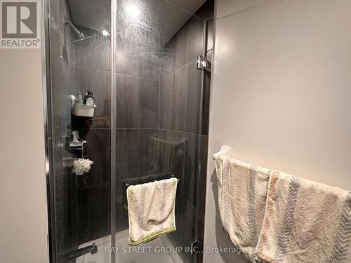 3406 - 195 Redpath Avenue, Toronto, ON - Indoor Photo Showing Bathroom