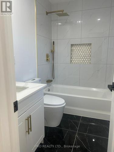 48 King Street, Chatham-Kent, ON - Indoor Photo Showing Bathroom