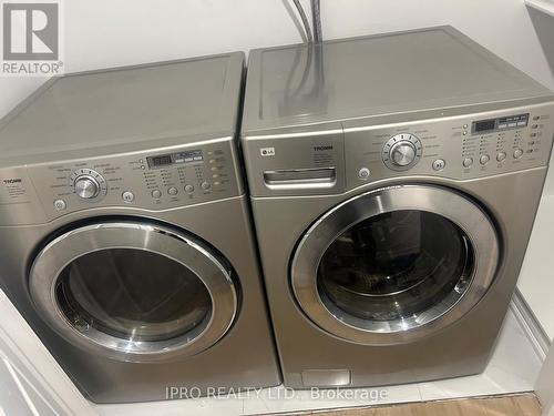 48 King Street, Chatham-Kent, ON - Indoor Photo Showing Laundry Room