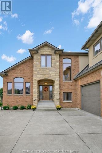 12337 Candlewood Drive, Tecumseh, ON - Outdoor