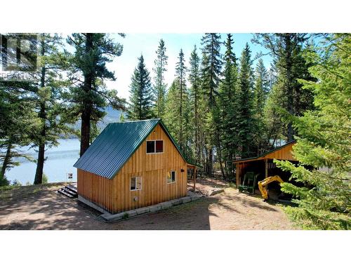 5264 N Machete Lake Road, 100 Mile House, BC - Outdoor