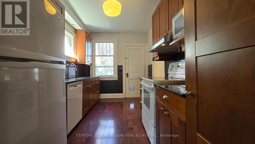 92 Bowood Ave, Toronto, ON - Indoor Photo Showing Kitchen