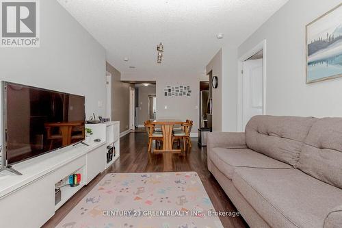 217 - 55 De Boers Drive, Toronto, ON - Indoor Photo Showing Living Room
