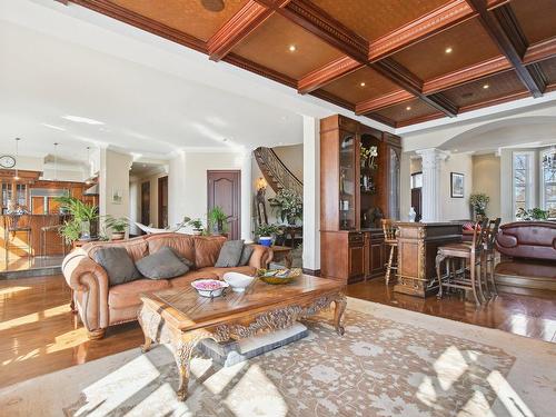 Salon - 1830 Ch. Du Bord-Du-Lac-Lakeshore, Dorval, QC - Indoor Photo Showing Living Room