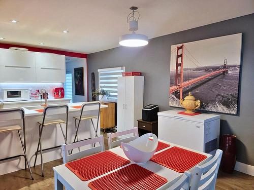 Cuisine - 95 Rue Du Campeur, Val-Morin, QC - Indoor Photo Showing Kitchen