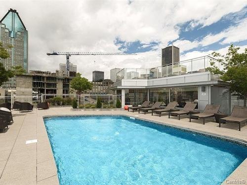 Pool - 302-950 Rue Notre-Dame O., Montréal (Le Sud-Ouest), QC - Outdoor With In Ground Pool