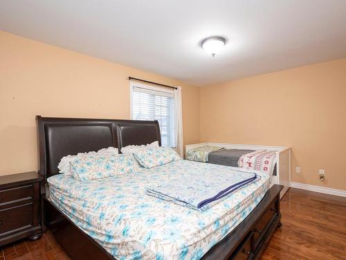 Master bedroom - 4510 Boul. St-Martin O., Laval (Chomedey), QC - Indoor Photo Showing Bedroom