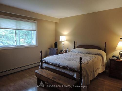 436 Victoria St E, Southgate, ON - Indoor Photo Showing Bedroom