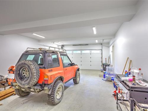 100 Driftwood Terr, Lake Cowichan, BC - Indoor Photo Showing Garage