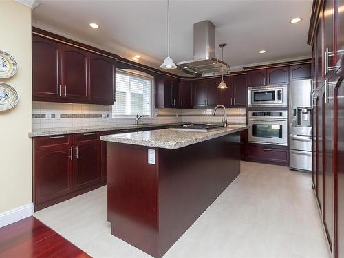 1135 Timber View, Langford, BC - Indoor Photo Showing Kitchen With Upgraded Kitchen