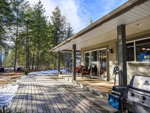 536 Park Drive, Clearwater, BC - Outdoor With Deck Patio Veranda