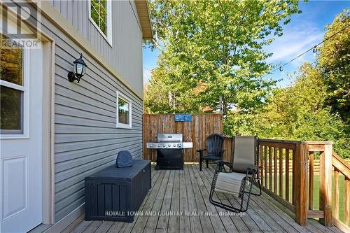 9 Lakeview Cottage Road, Kawartha Lakes, ON - Outdoor With Deck Patio Veranda With Exterior