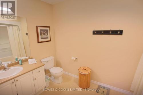 19 Village Crescent, Peterborough, ON - Indoor Photo Showing Bathroom