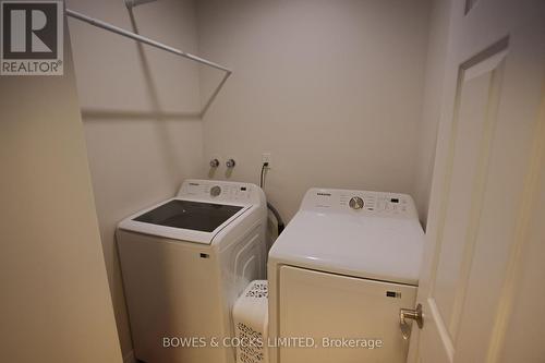 19 Village Cres, Peterborough, ON - Indoor Photo Showing Laundry Room