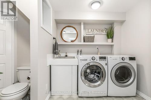 1069 Lakeshore Rd E, Oro-Medonte, ON - Indoor Photo Showing Laundry Room