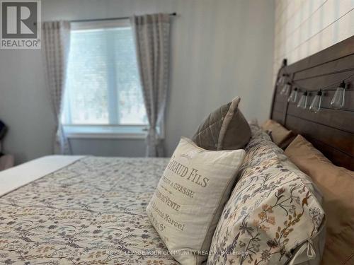 2155 North Orr Lake Rd, Springwater, ON - Indoor Photo Showing Bedroom